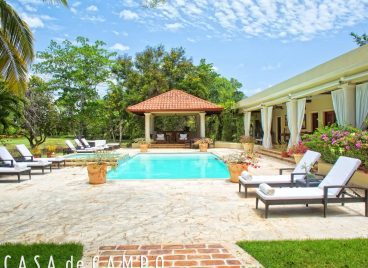 Casa de Campo Villa Aquaria Exterior With Pool and Lounge Area